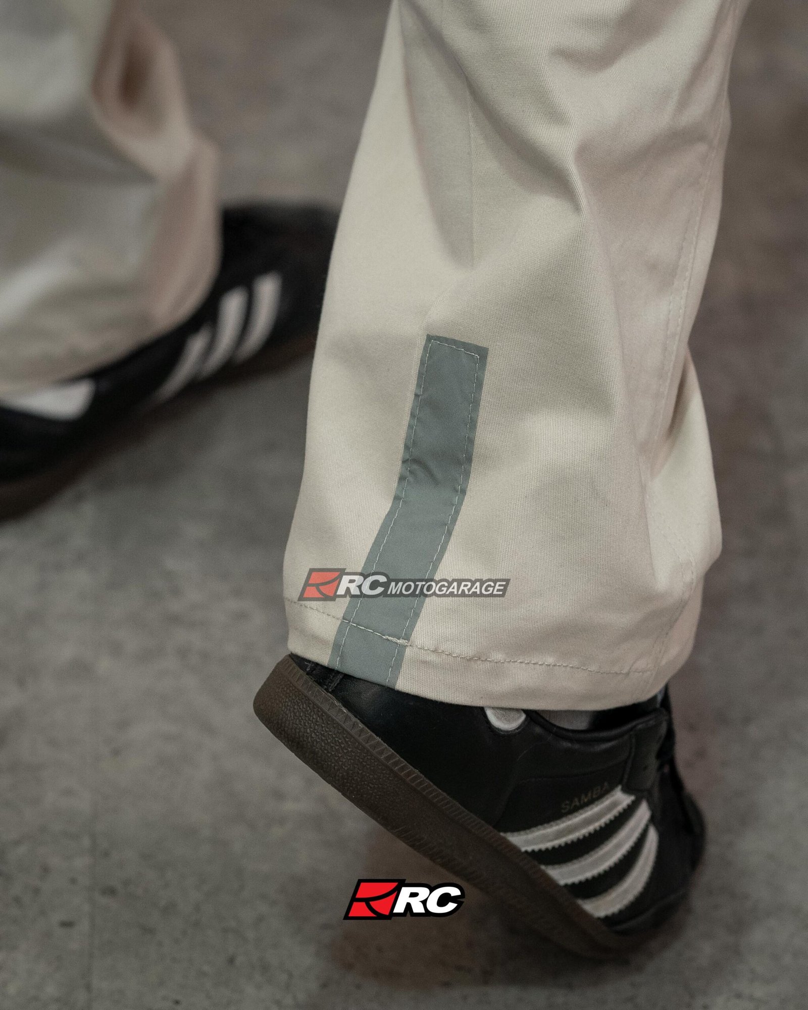 YORC B04-25 Cargo Stride Pants Khaki Pants - Image 4