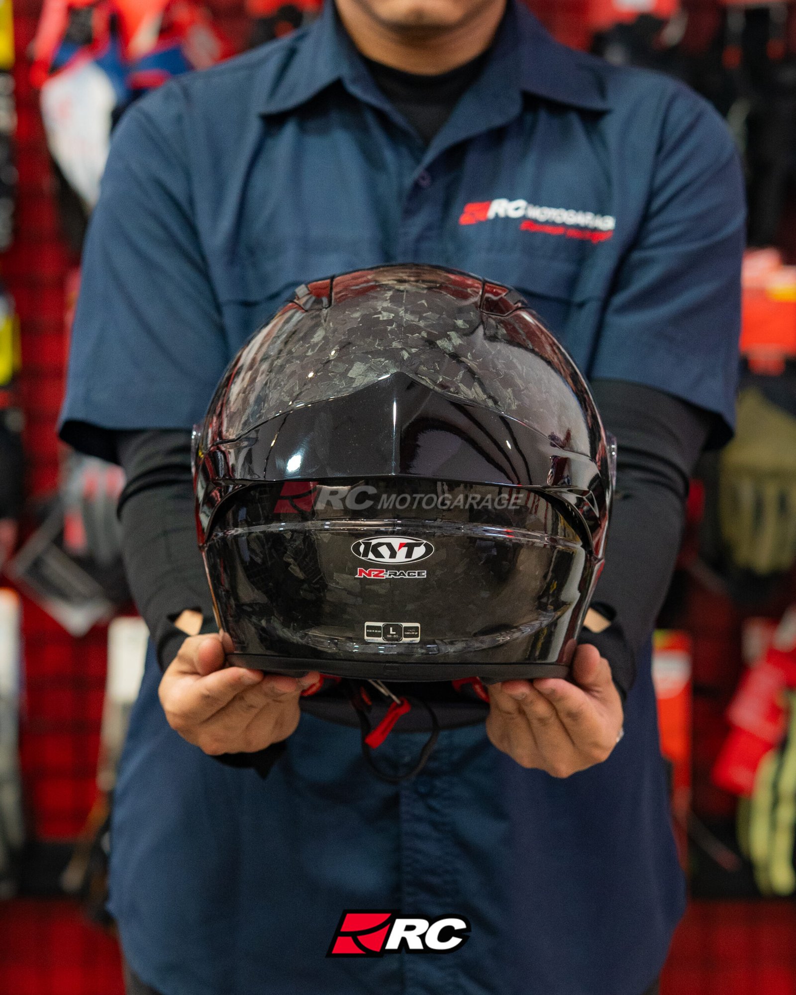 KYT NZ Race Carbon Forged Gloss - Image 7