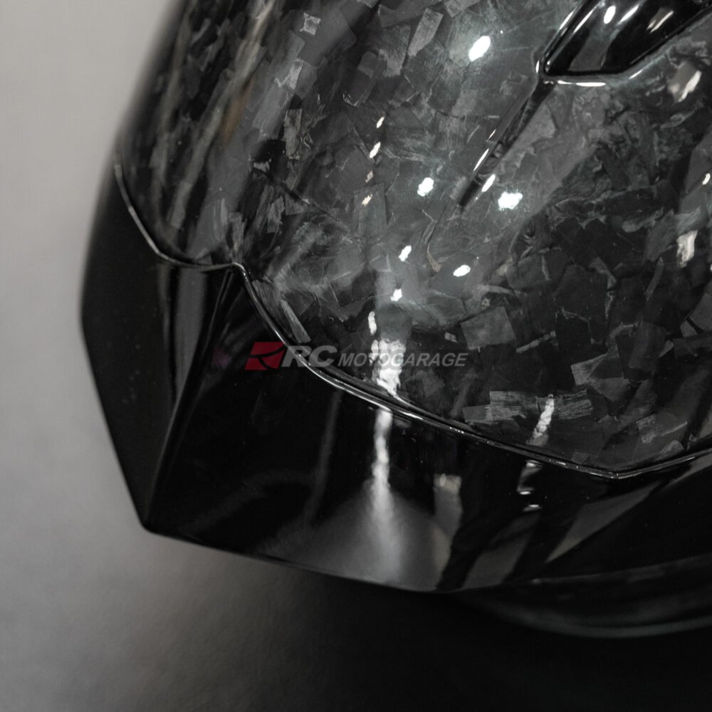 Alternative view of KYT NZ Race Carbon Forged Gloss