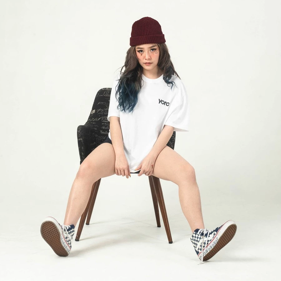 Alternative view of YORC B01 Based White Logo Type White T-Shirt