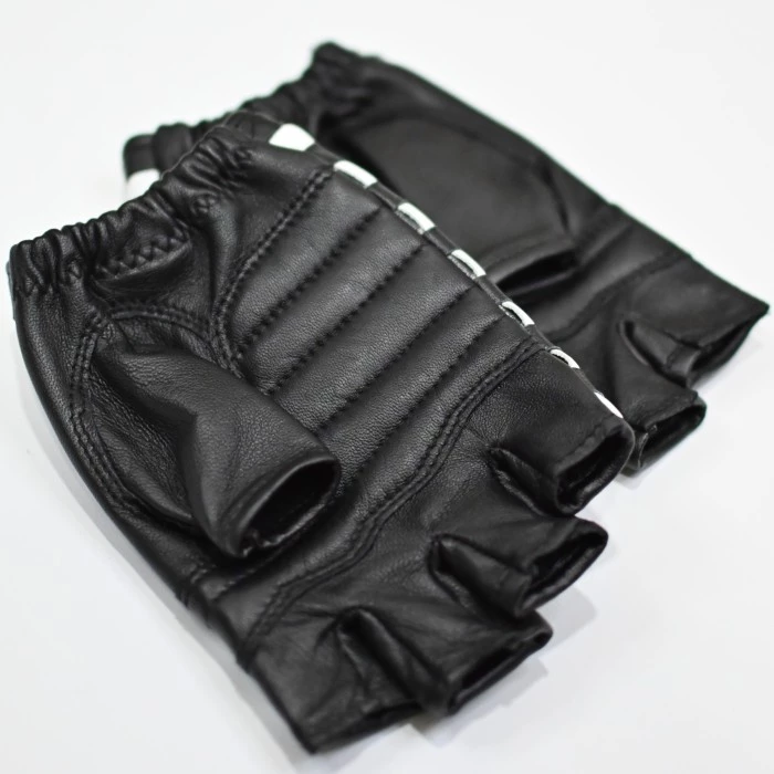Bellissimo Checkered Full Short Leather Gloves - Image 5