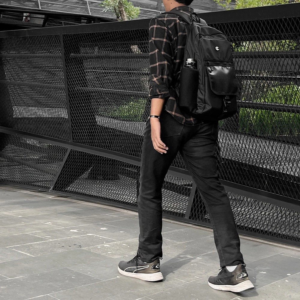 Carbon is Lyfe Active Vortex Glossy Backpack - Image 8