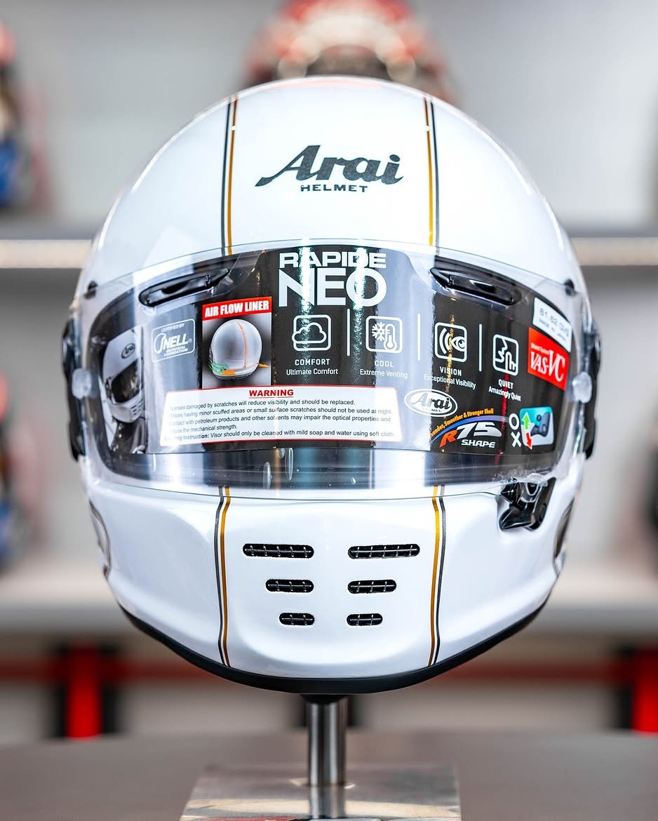 Arai Rapide Neo Cafe Racer White - Image 2