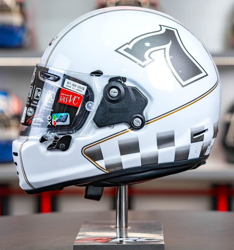 Arai Rapide Neo Cafe Racer White