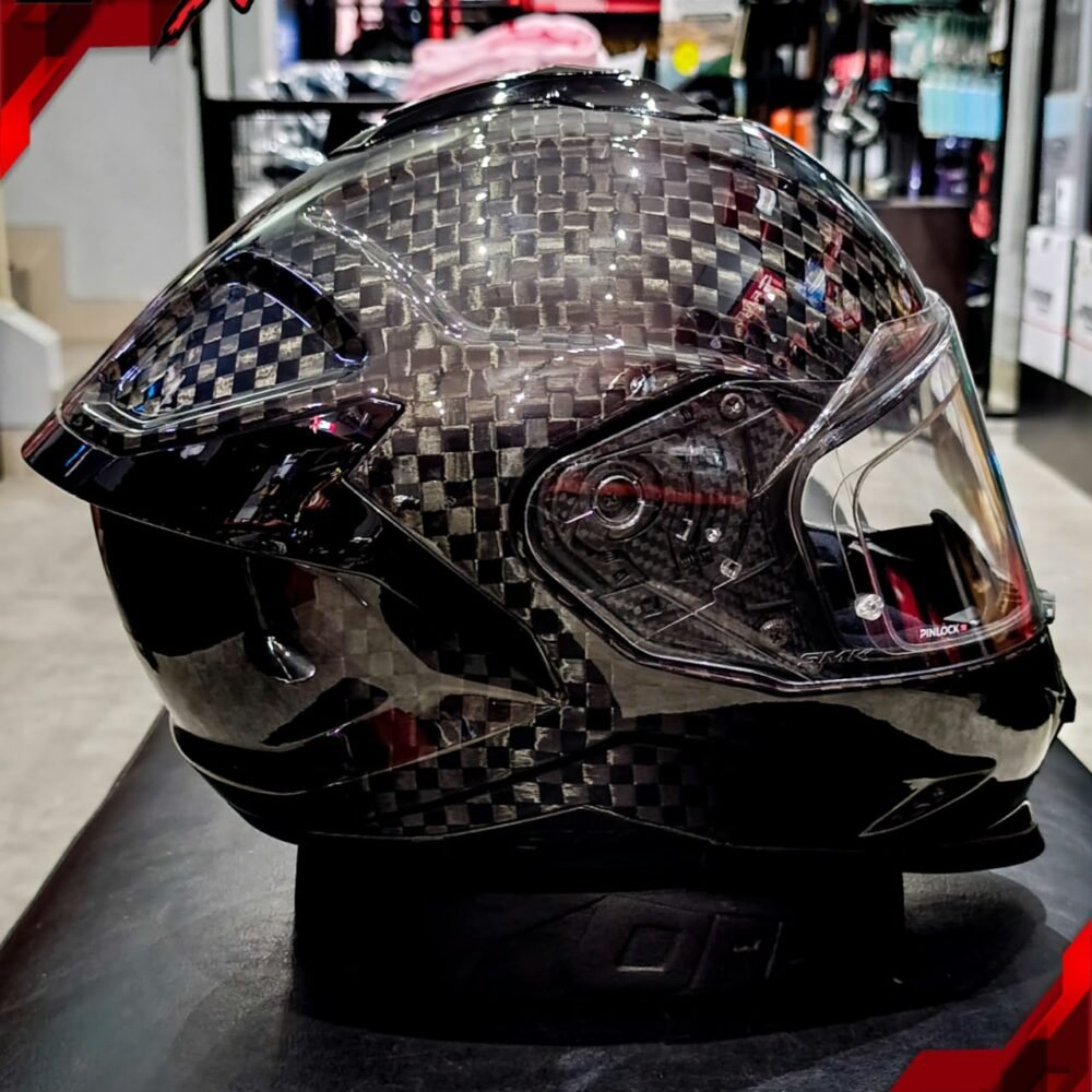 Alternative view of RCX Helm Preloved SMK Titan Carbon Gloss Size XL