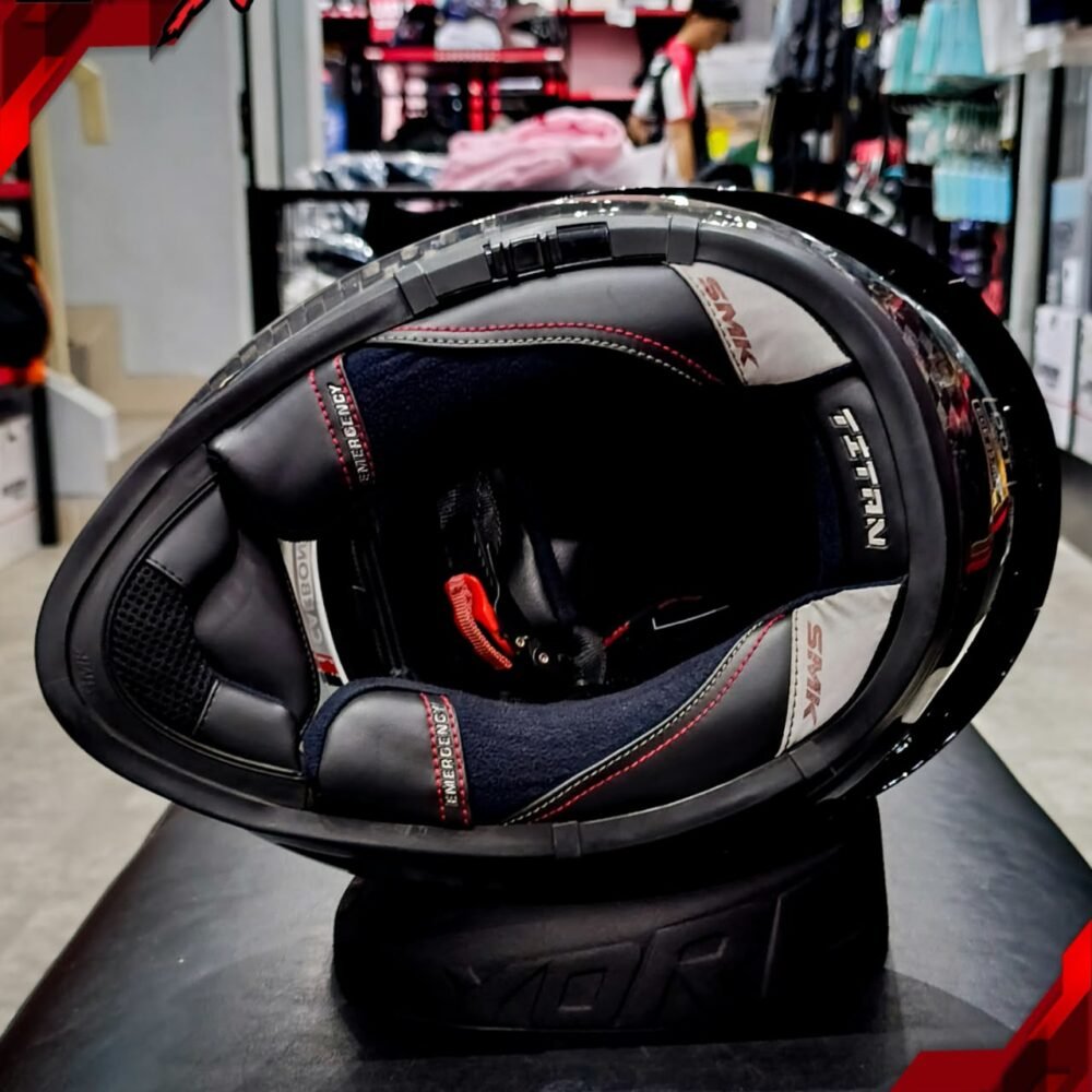 RCX Helm Preloved SMK Titan Carbon Gloss Size XL - Image 4