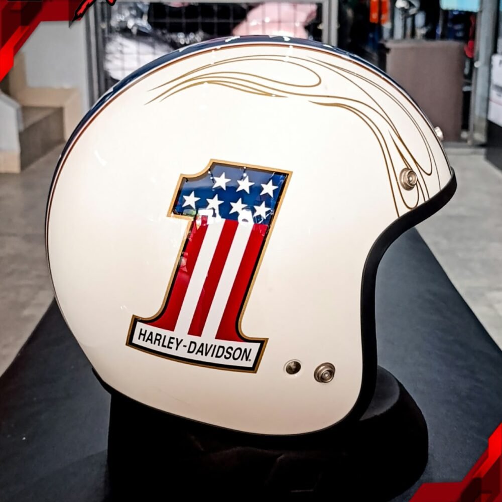 Alternative view of RCX HELM Preloved Arai Classic SW Harley Davidson 1st