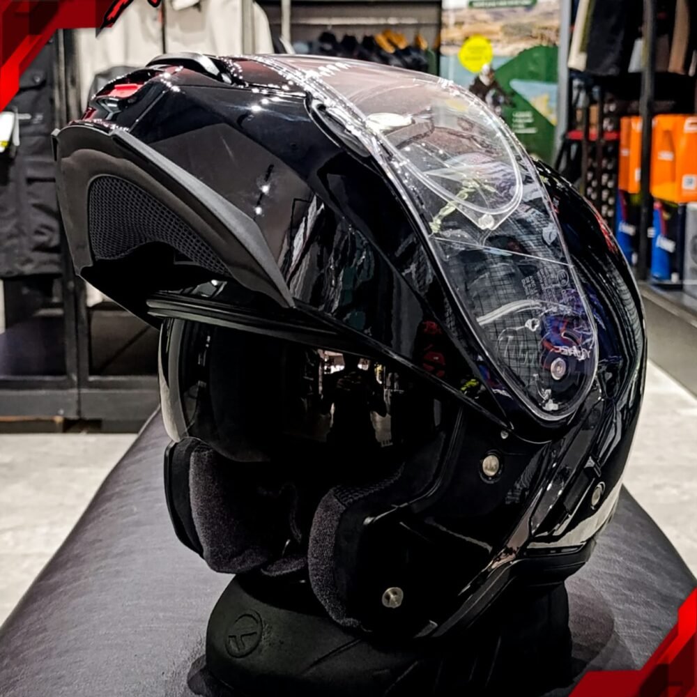 Alternative view of RCX HELM Preloved Shoei Neotec 2 Black Gloss